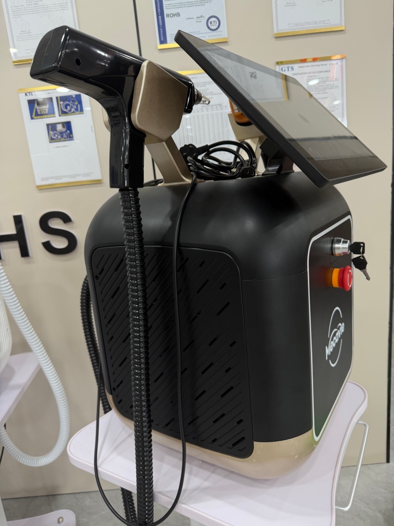 2in1 Soprano Titanium Ice Plat - Ice Titanium Diode Laser Machine 评论和价格