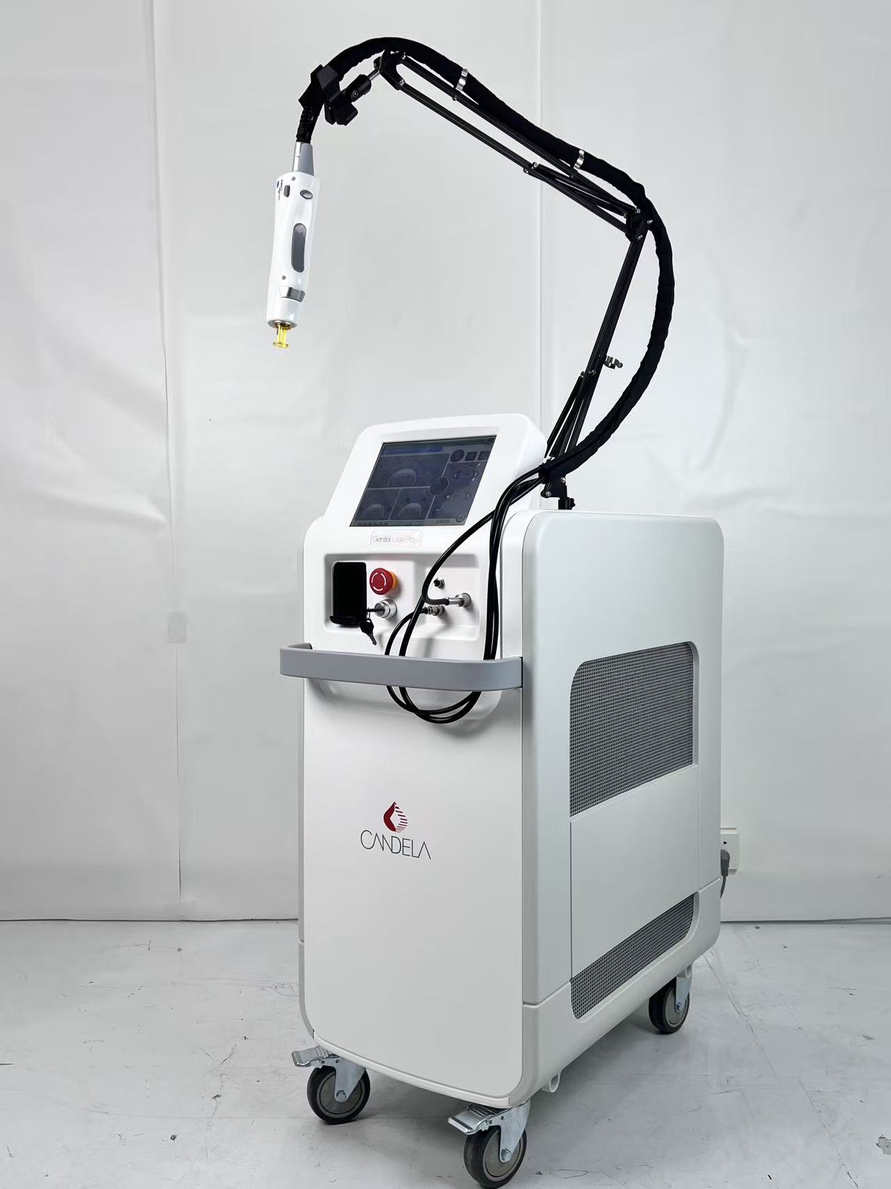 755nm 1064nm Dual Wavelength A - Alexandrite Laser Hair Removal Machine 评论和价格