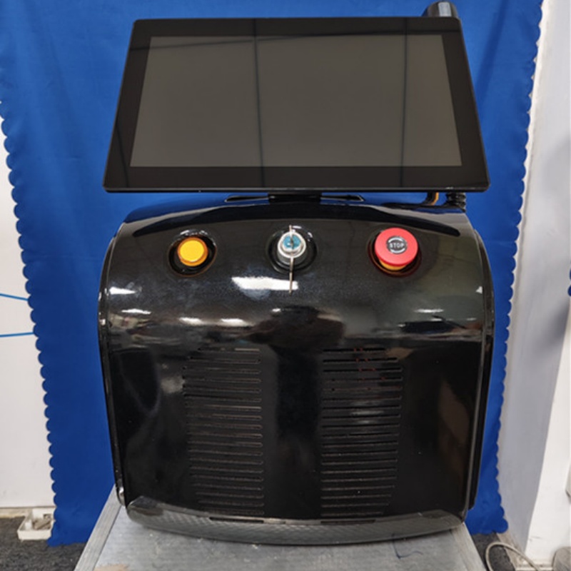 Desktop 755 808 1064nm Three W - Ice Titanium Diode Laser Machine 评论和价格